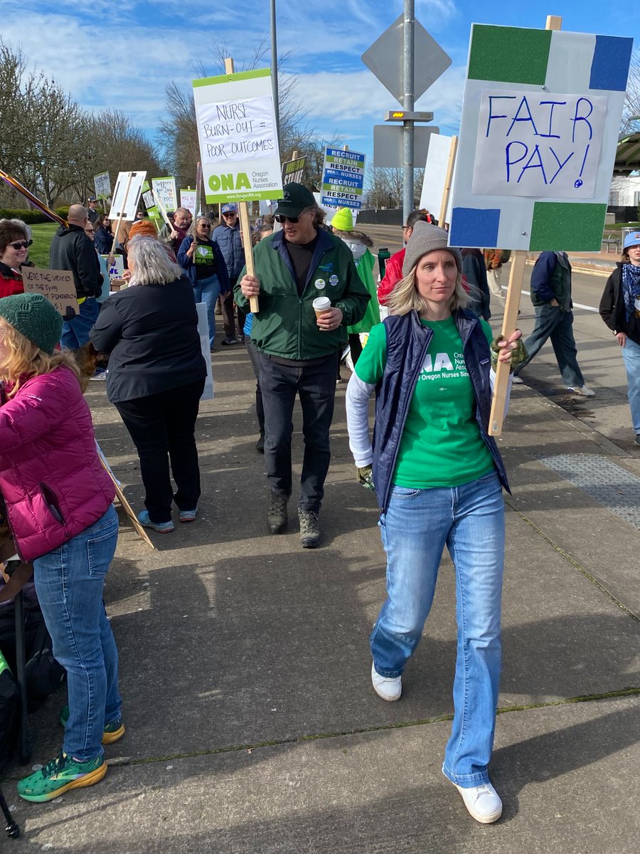 OregonNurses's tweet photo. Home care nurses at PeaceHealth are on strike to improve their community's care. Hear directly from local nurses at tonight’s Eugene’s City Council meeting at 7:30 pm. Join in person or online! #RespectOurNurses #SHHCSStrike #nurses #union #strike
https://t.co/T397NpKzET https://t.co/V1aZUni90E