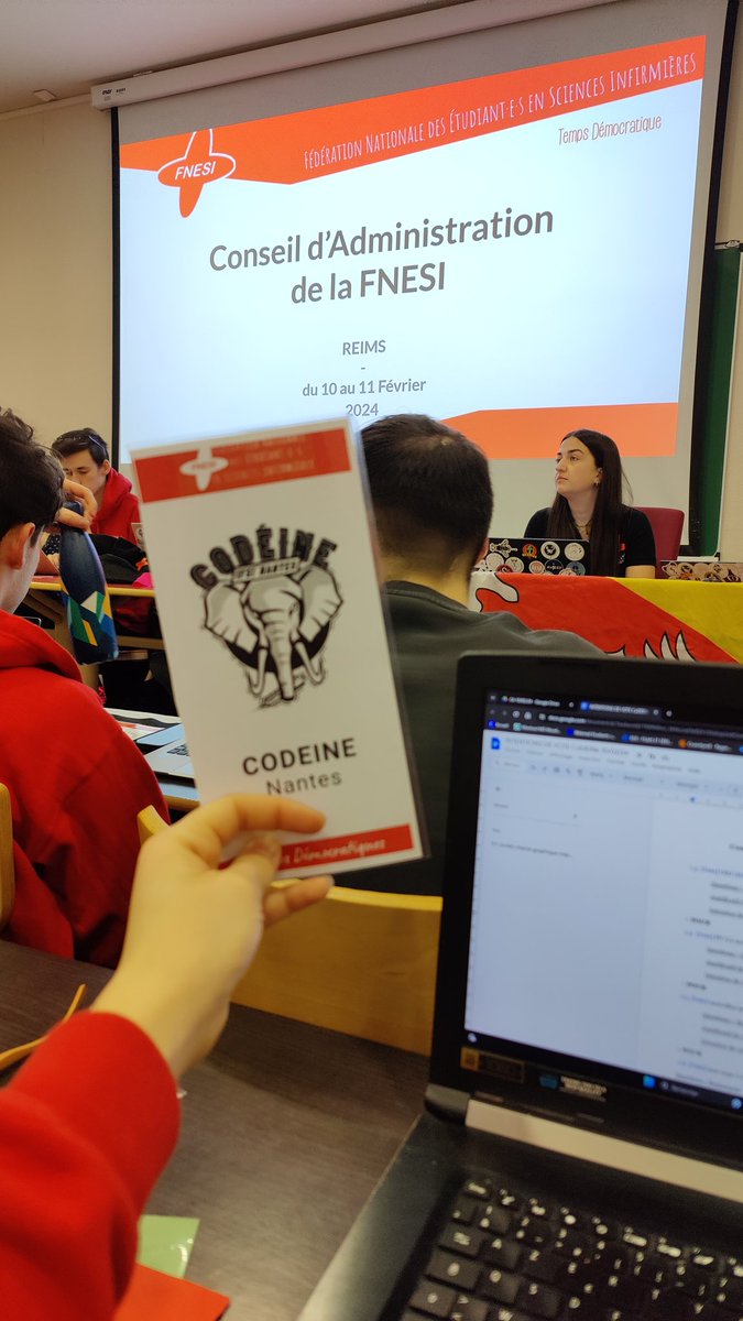CoDÉINe tweet media