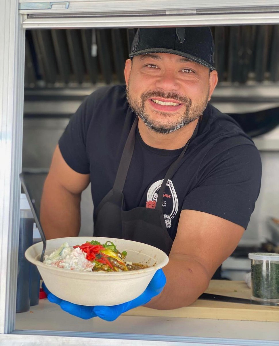 weartv's tweet image. REST IN PEACE🙏 42-year-old Mike Ledford was killed in a stabbing Friday night at a plaza in Niceville. Ledford owned "My Ohana" food truck. He leaves behind a wife and three children.

Read more: weartv.com/news/local/loc…