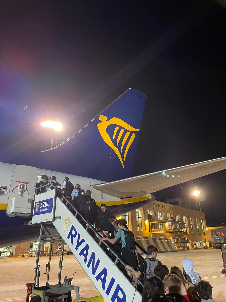 We’re on schedule! Flight FR3209 from Malaga 🇪🇸