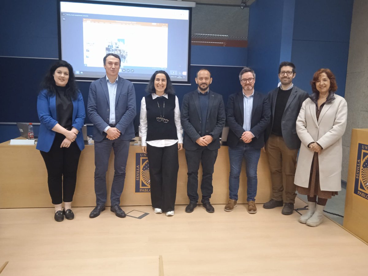 M2ex_ITN's tweet image. Today, the first member of the @M2ex_ITN consortium successfully defended her PhD thesis at @pablodeolavide.
Congratulations, Dr Parvin @ZadehHasani on this momentous occasion.