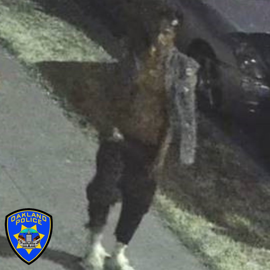 OPD Seeks Help in Identifying a Person of Interest in a Homicide

OPD is releasing these pictures in hopes that the community can help identify a person of interest in a homicide that occurred on 7/27/23.

If you know have information about this case, call 510) 238-3821.