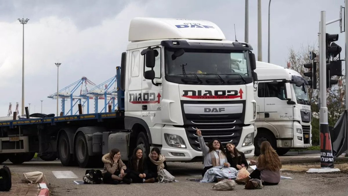 For me, this will be one of the defining images of the genocide. Israelis blocking trucks from being loaded with aid for Gaza. 

Look at their hands outstretched, smiles on their faces, imagining themselves at the forefront of a glorious movement to starve people to death.