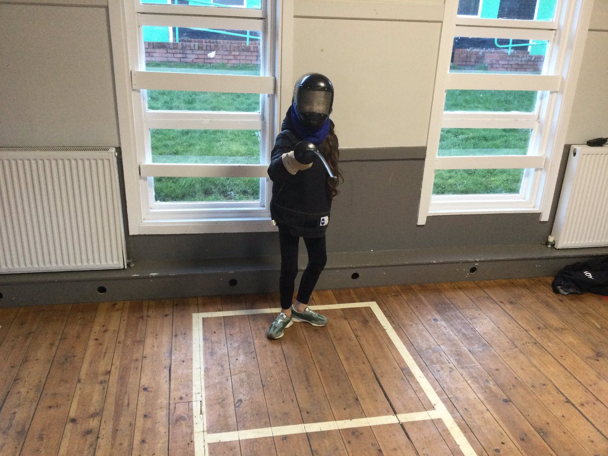 Y4WC tweet media