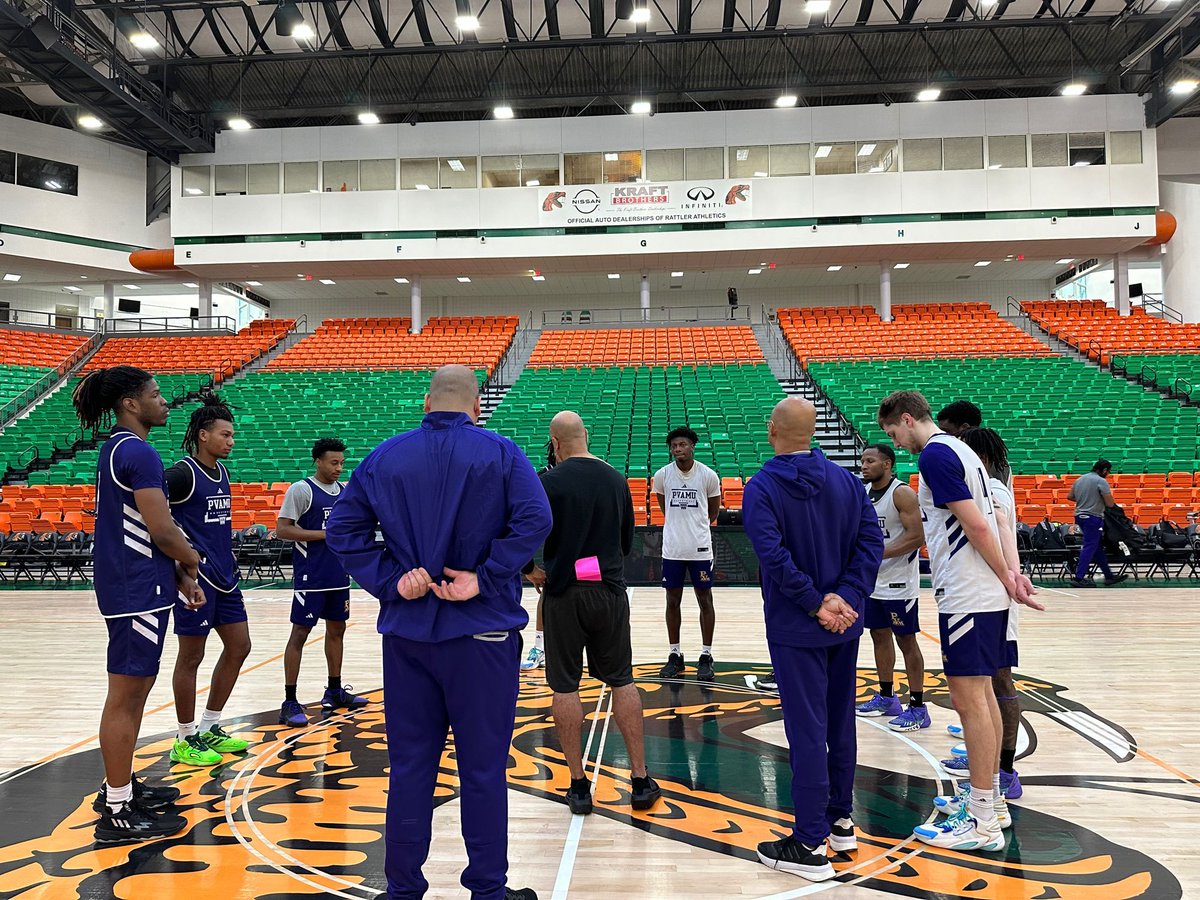 Back in action tonight. Final preparations done. 🆚 Florida A&M 🏟️ Al Lawson Center, Tallahassee FL ⏰ 9:00 p.m. EST / 8:00 p.m. CST 📺 ESPNU #PVhoops