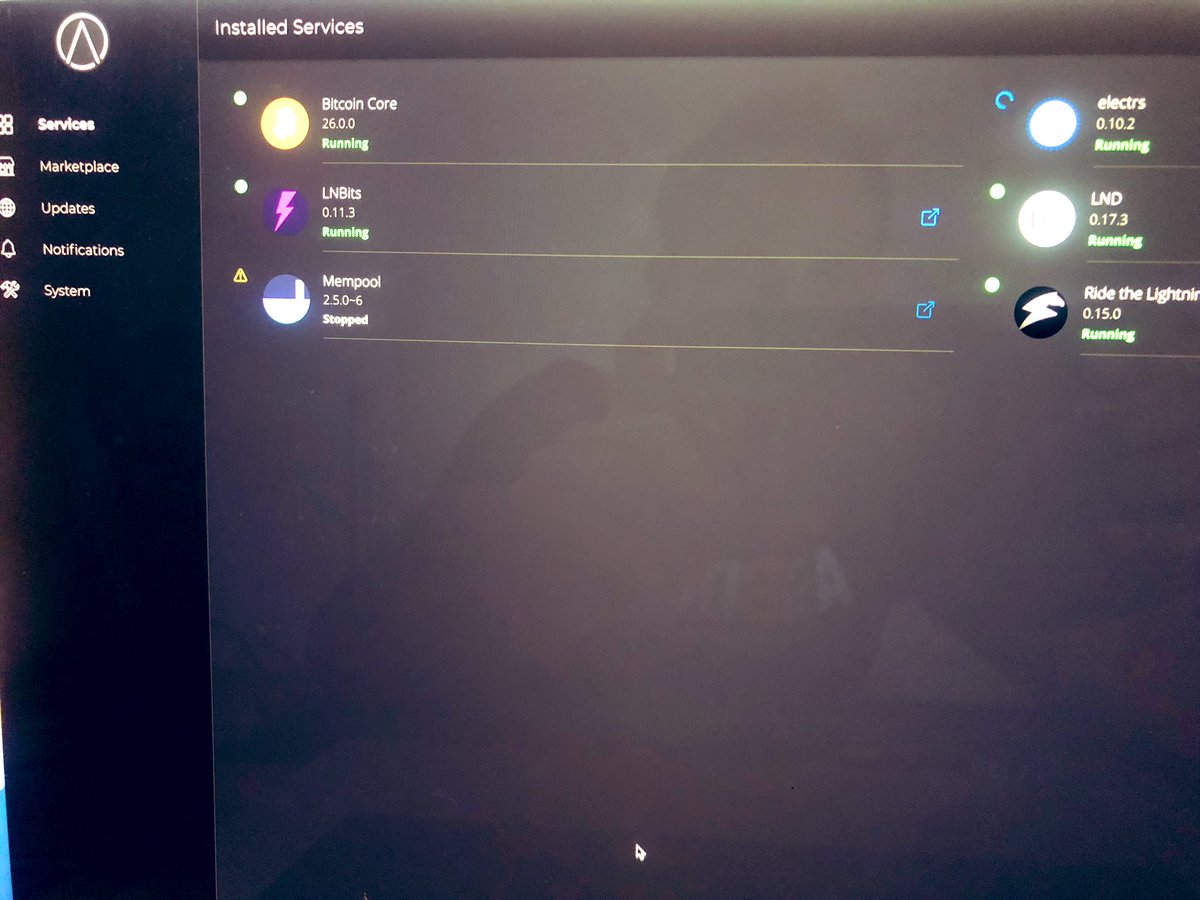njelsalvador's tweet photo. New Lightning ⚡️ node being configured in Berlin El Salvador 🇸🇻

@start9labs 👀 https://t.co/FqCJoMilg3