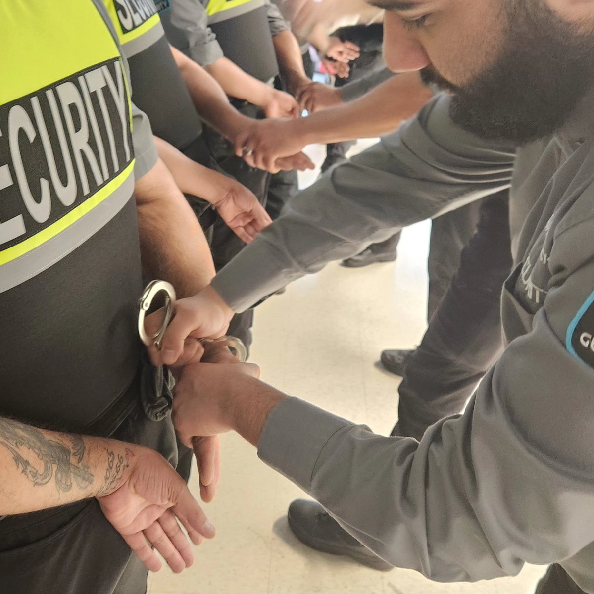 rdurkin51's tweet photo. This was a great weekend of training with a very exceptional group of security professionals. The only bad part of this weekend's training course is that it's over. Congratulations everyone well done. #ssip #aspusa #firstmovetraining #useofforce #mensmentalhealth #publicsafety https://t.co/Md3Ywehkxf