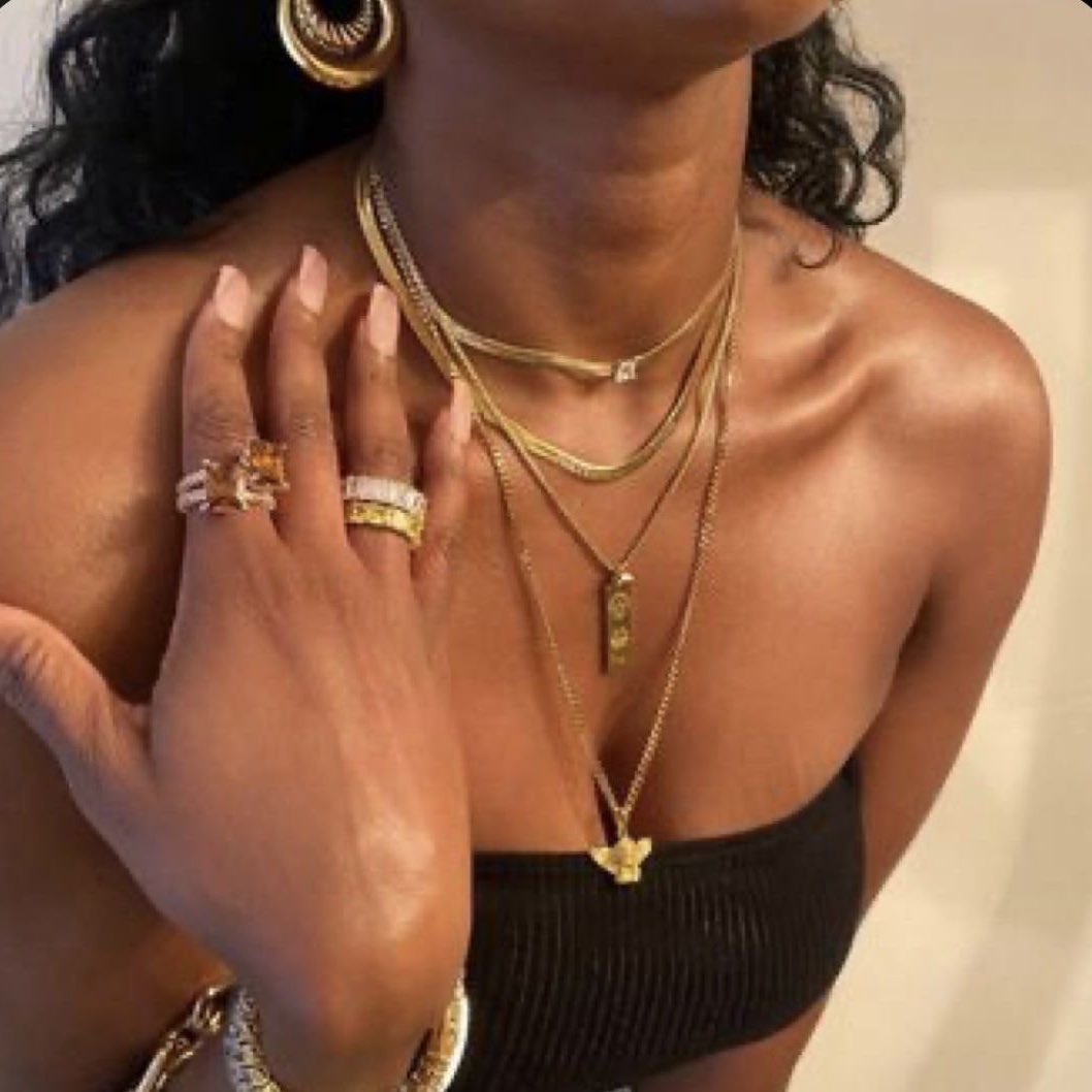 _FeelsAesthetic's tweet photo. Brown and gold aesthetics 🤎✨ https://t.co/ZsvjWV4AG4