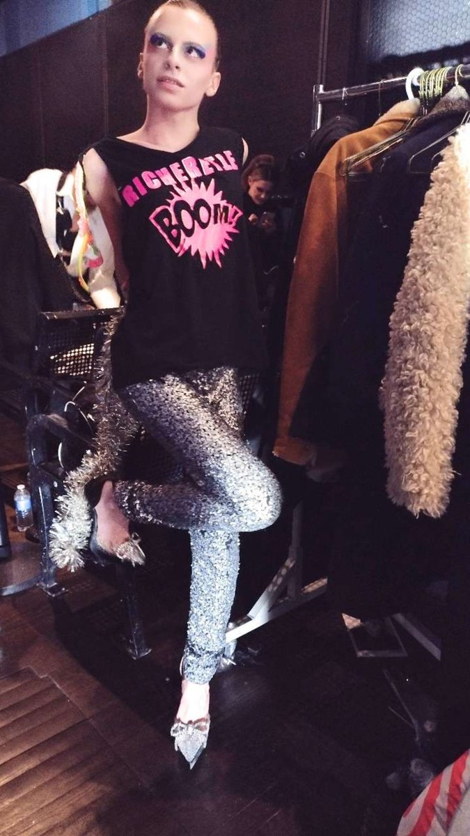 desmond_amazing's tweet photo. Backstage @nyfw runway modeling for #richerette 2024
#desmondisamazing #fashionweek #lgbteen #lgbtqyouth #lgbtteen #lgbtteens #lgbtyouth #newyorkfashionweek #nyfw #queermodel #queerteen #queeryouth https://t.co/VBYodzy8z6