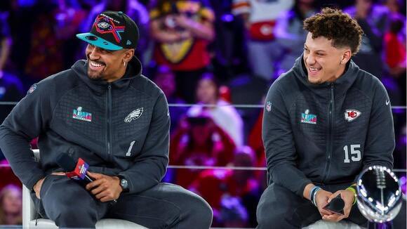 JalenCarterDPOY's tweet image. Jalen Hurts and Patrick Mahomes both have something in common.

They both sent Brock Purdy home in Championship games.

#FlyEaglesFly #Eagles