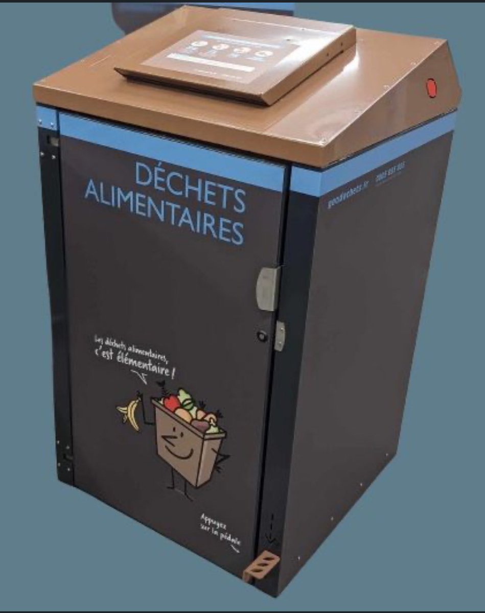 V3Cgroup's tweet photo. 🌿🌍 Nous sommes ravis d'annoncer que #V3Cenvironnement, fabricant français, en collaboration avec les sociétés #Moulinot et #Sulo, a livré avec succès les abri-bacs pour la collecte des #biodéchets Wastebio à #EstEnsembleGrandParis (93) ! 🌍🌿 https://t.co/iTDGG4dYto