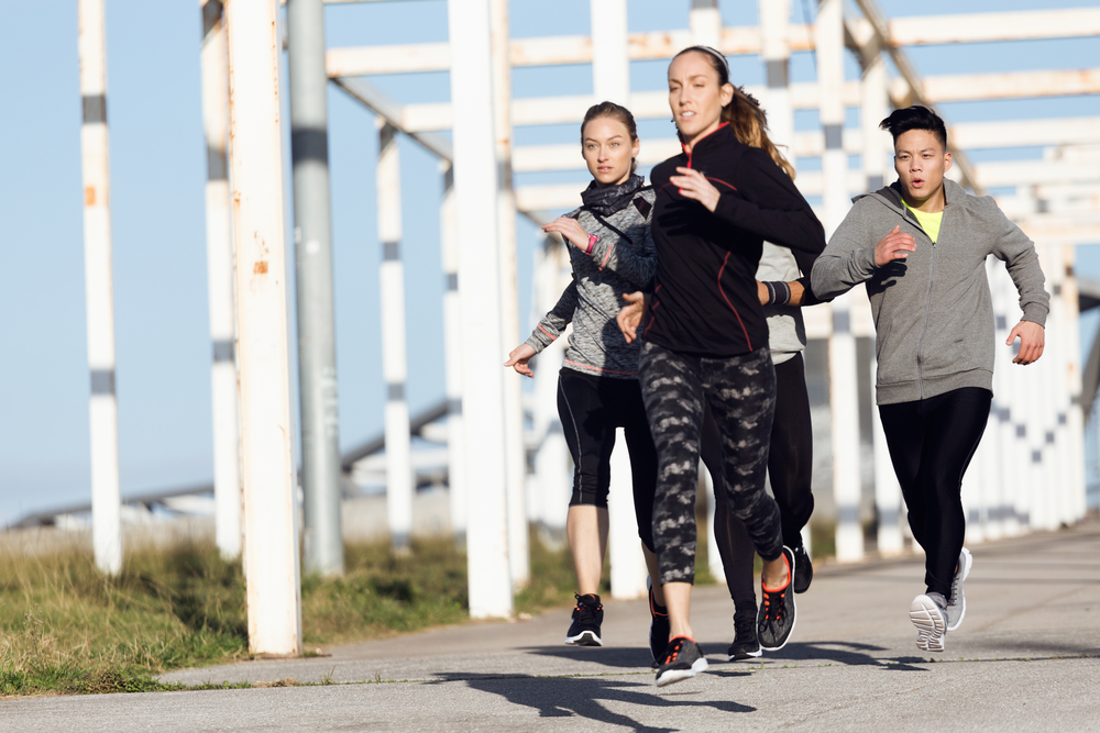 RunMX's tweet photo. Te has iniciado en el Running, muy buena noticia! Es una actividad que sin duda cambiará tu vida para bien. 
Preparamos para ti un plan de entrenamiento para una carrera 5K.

Checa el plan en este link https://t.co/GnkU7RhmMe

#RunMX #Running #fitness https://t.co/6Mo9GiYsAH