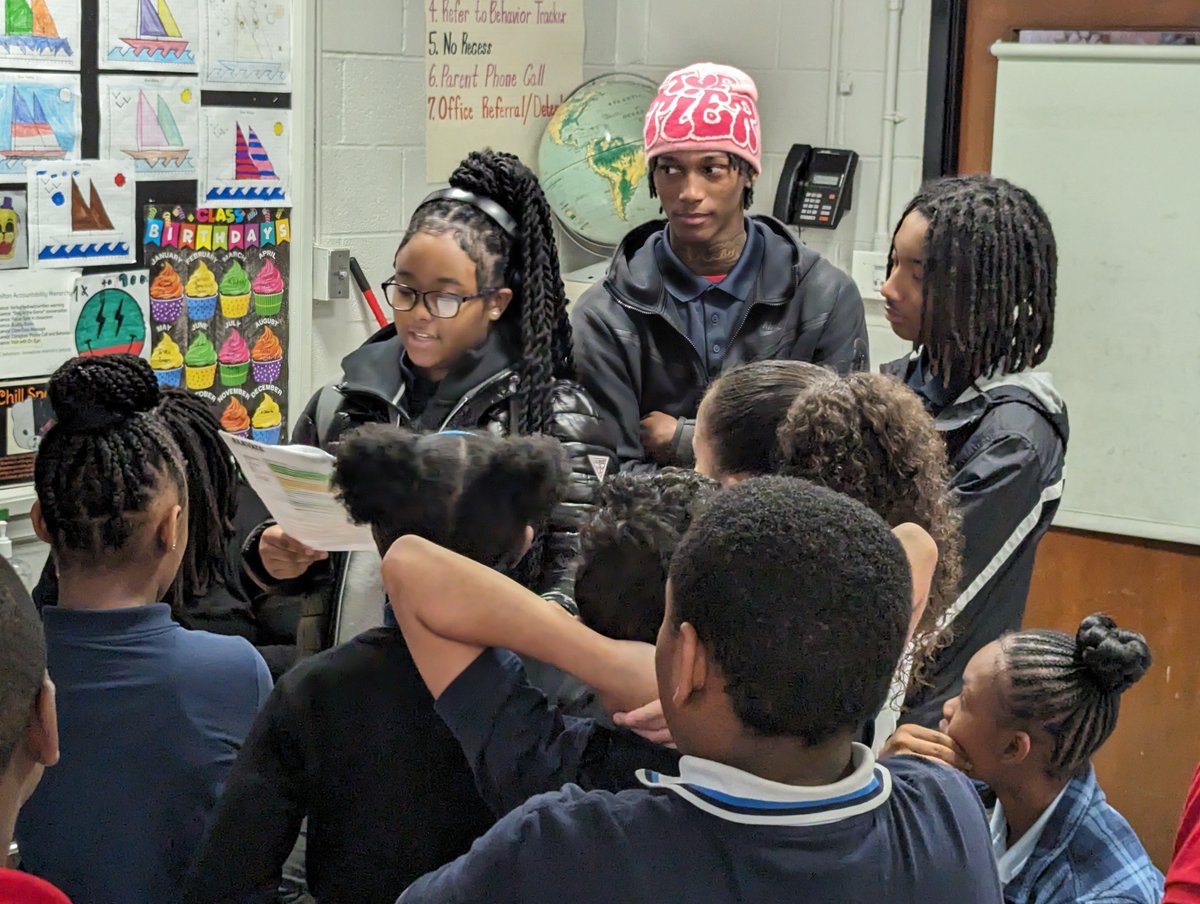 ElevateStLouis's tweet image. Elevate St. Louis students raise the quality of life for Little Elevate mentees at @FergFlorSchools Lee-Hamilton Intermediate School. They represent thousands of young people on the rise in North STL Louis County #LetsChangeTheNarrative #NoOneGetsThereAlone #LeadersElevateLeaders