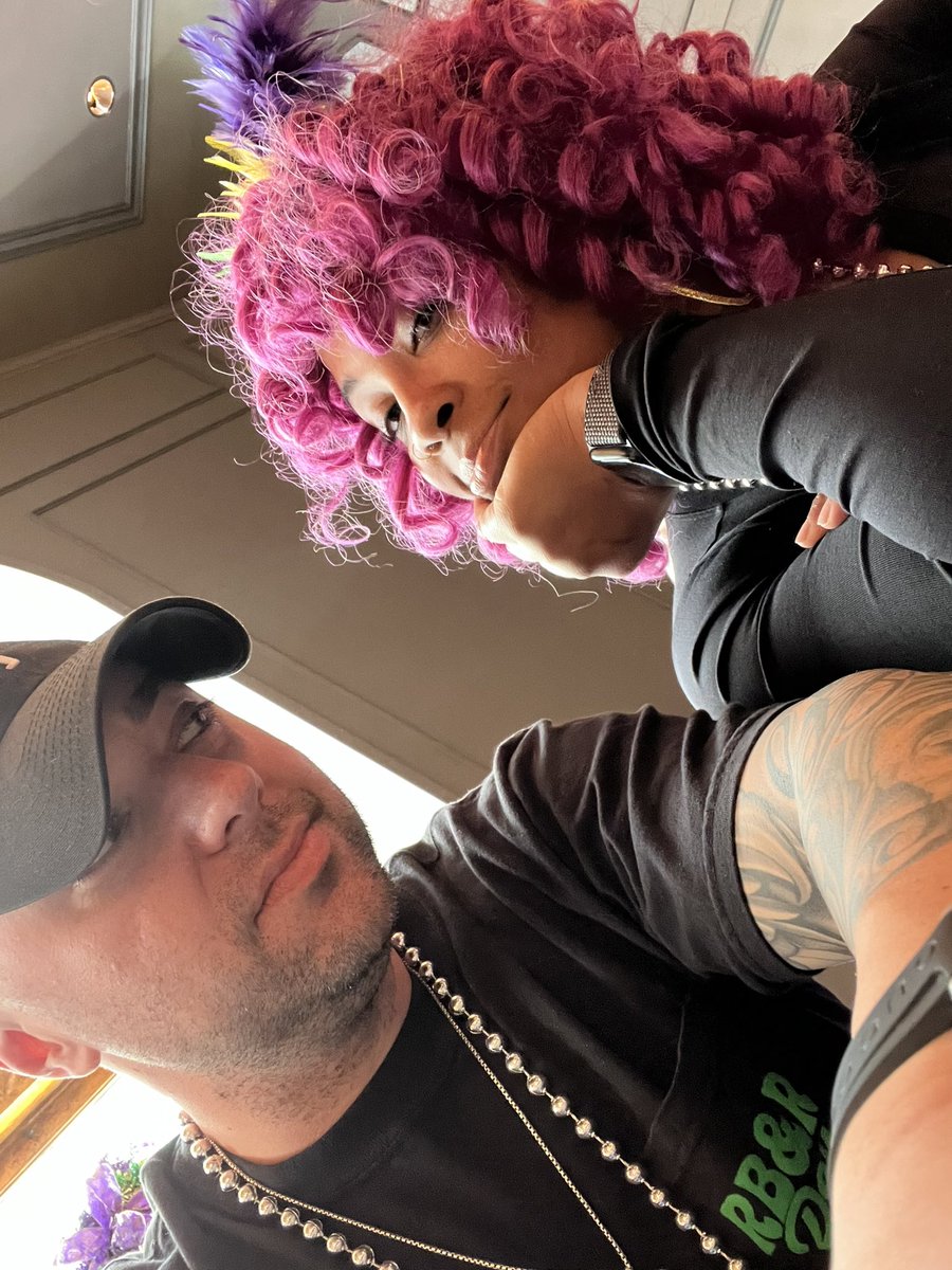 GILLYthaKID's tweet photo. RBNR day x Carousel Bar x Lundi Gras x The Women of my Dreams… #lookatthisMFer #RBNR @snowlikejonn 
@ohDATSOhlas https://t.co/1dKgWXznDd