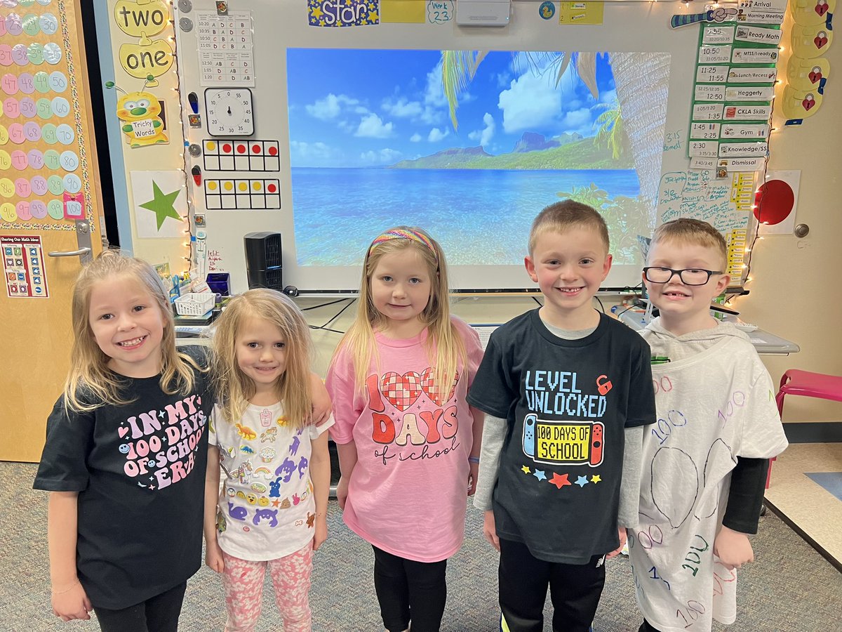 Mrs. Robinson tweet media