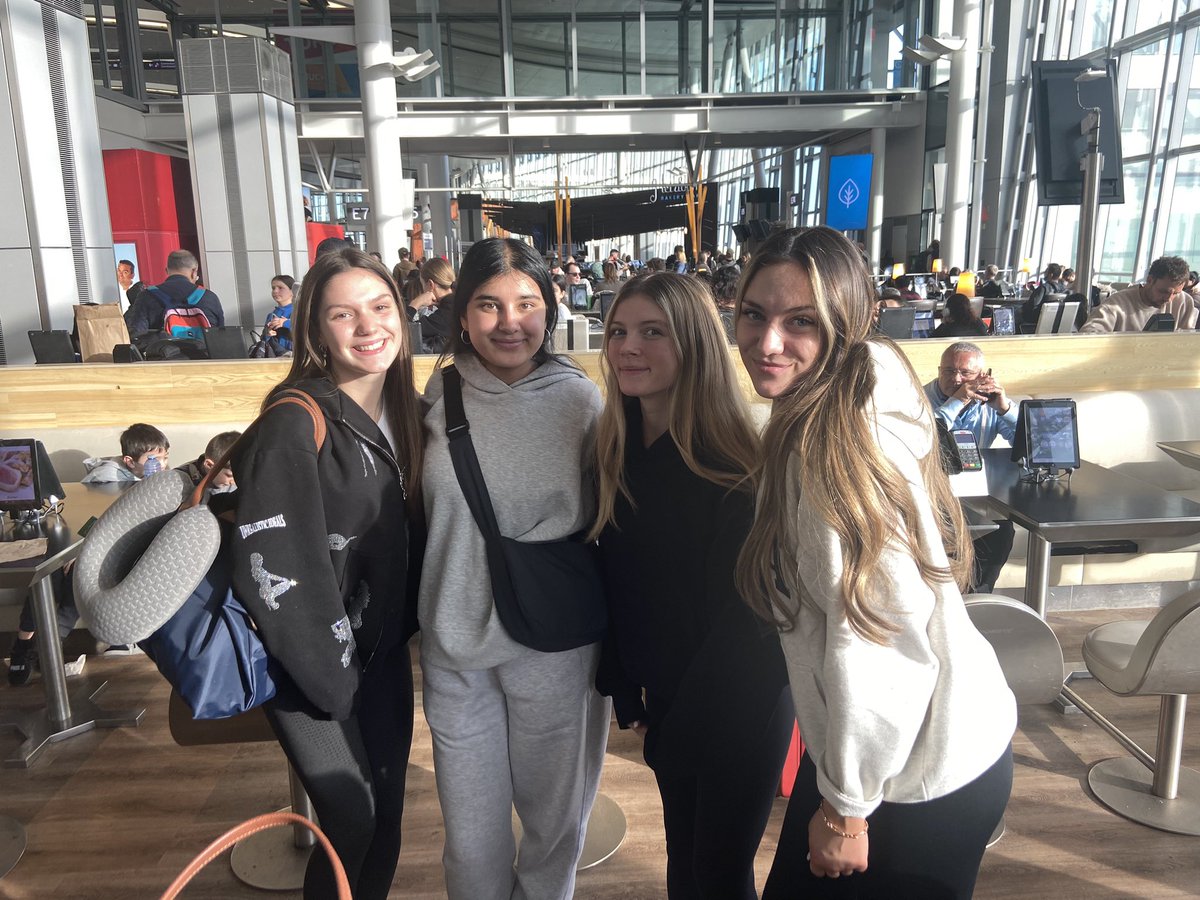 NGHSSpanish's tweet photo. Bonjour Toronto! First flight completed!! Happy girls, they even revised on the plane, committed #CostaRica24 https://t.co/8gFL4oins3