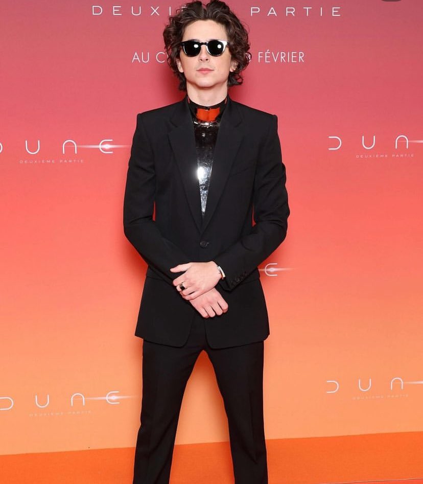 timotheebrasil_'s tweet photo. 📸| Timothée hoje (12/02) em premiere de “Duna: Parte Dois” - Paris. https://t.co/XUemv3U48v