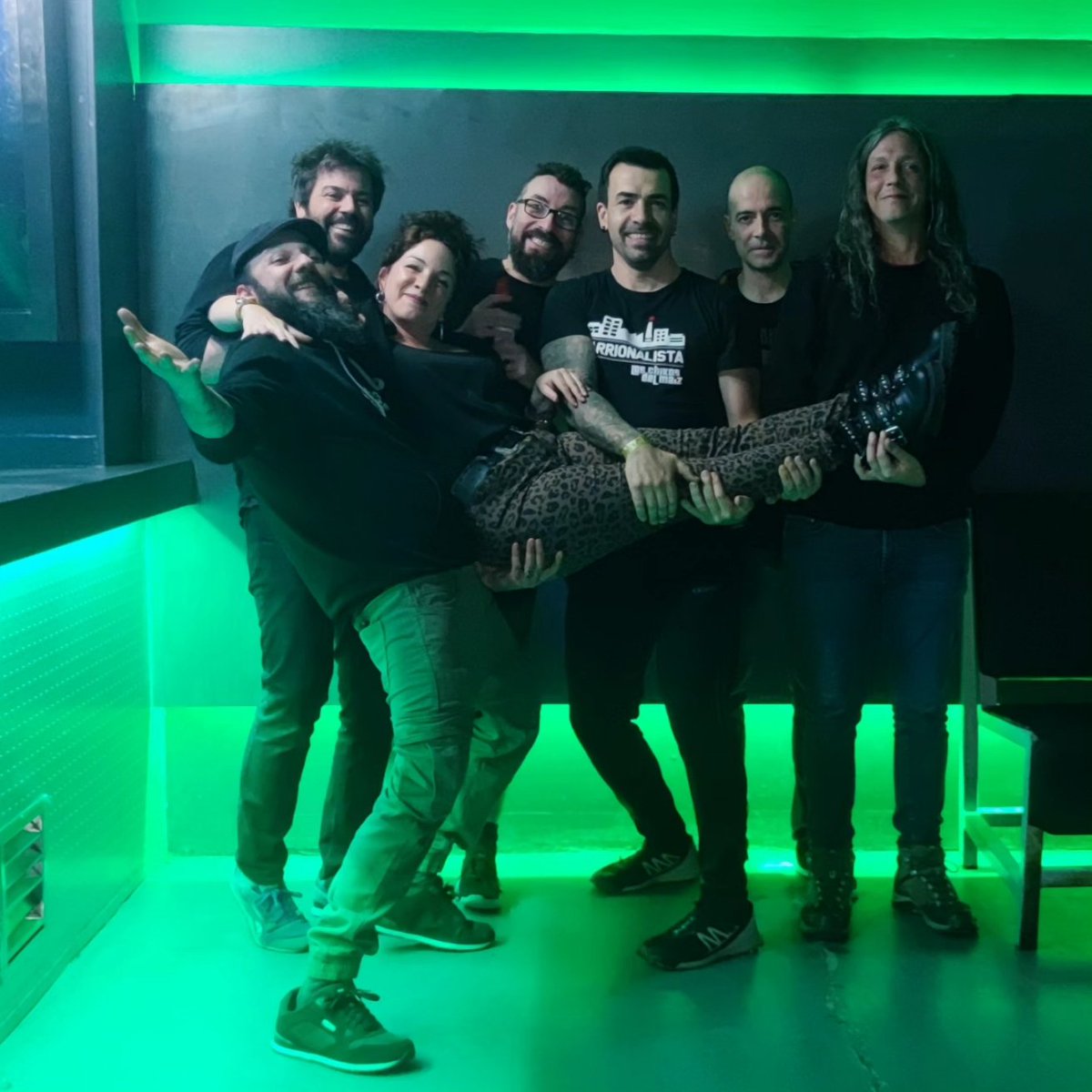 Bocanada Oficial Twt tweet media