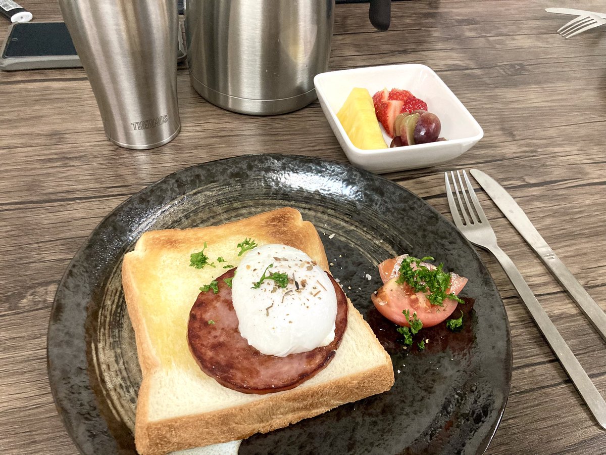 maimai20203's tweet photo. 旦那くんがおやすみの朝
ホテルの朝食のようです✨✨

みなさんおはようございます
今日も良い一日を❤️ https://t.co/qFmVUhO1Ju