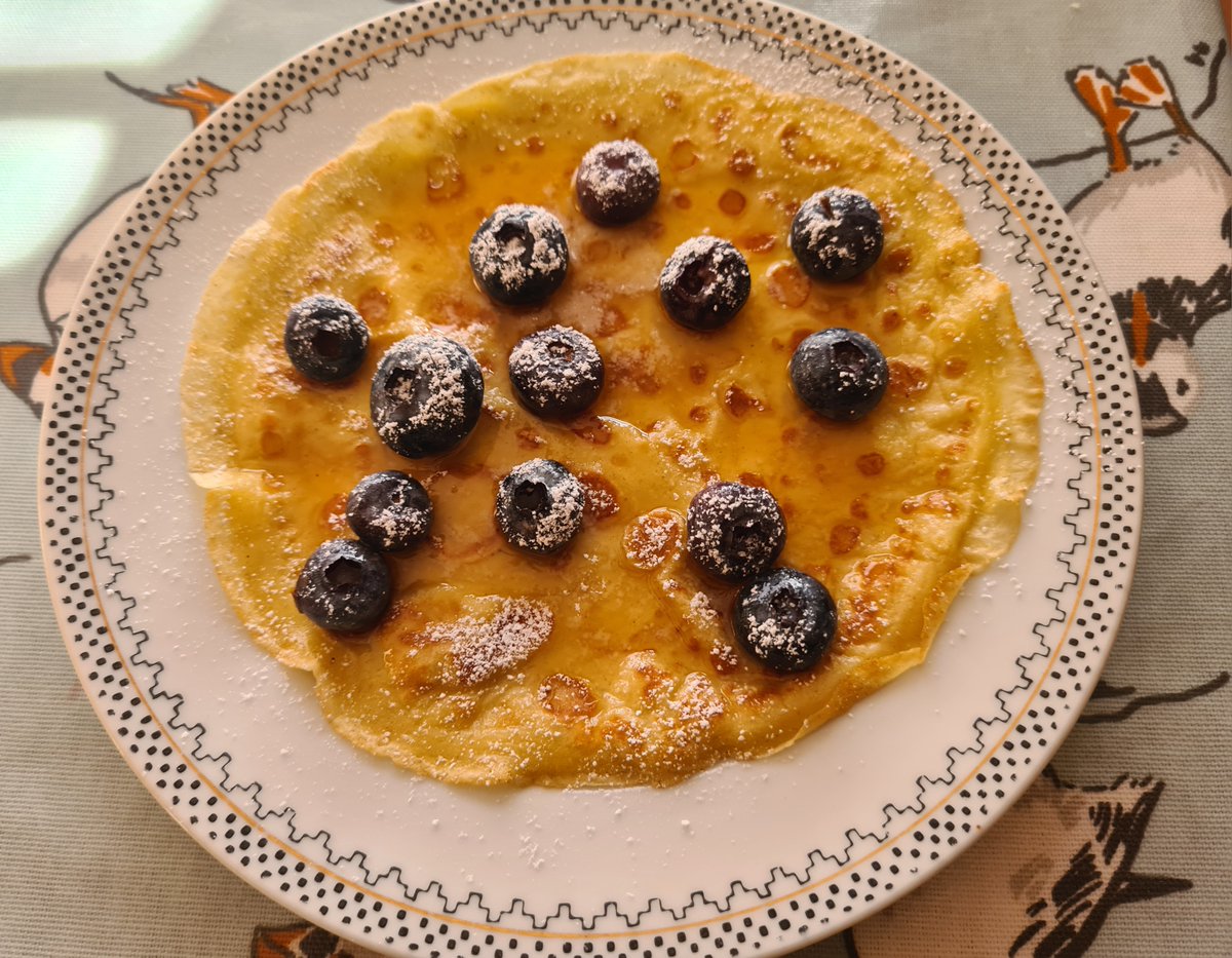 今日のアイルランドはパンケーキの日🥳🥳🥳
一足先にクレープのようなアイルランド式
パンケーキをいただきま～す🥰
#pancaketuesday 
#アイルランド