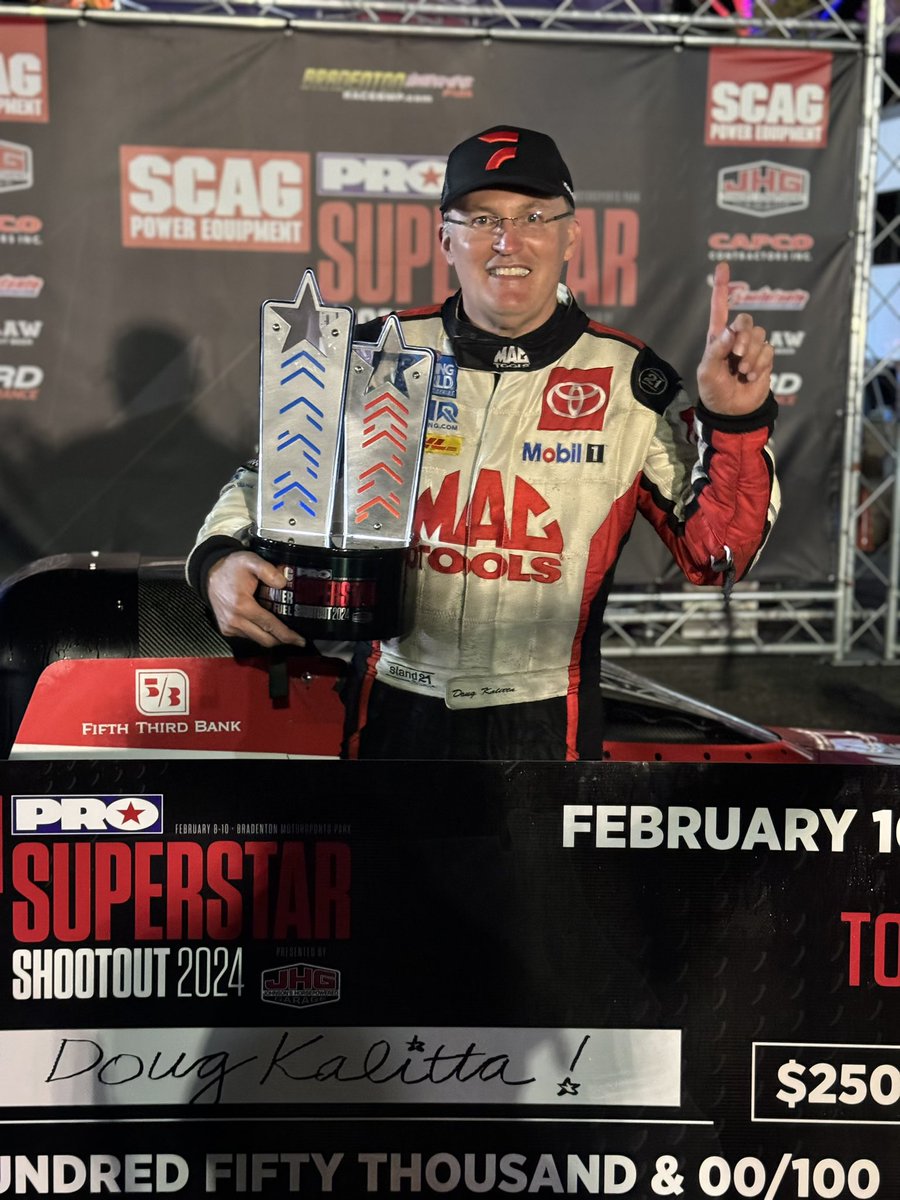 Congratulations to @Air_Doug Kalitta for claiming victory in the first-ever #PROonFLO #SuperstarShootout over the weekend in Bradenton, Florida! 🏆💰