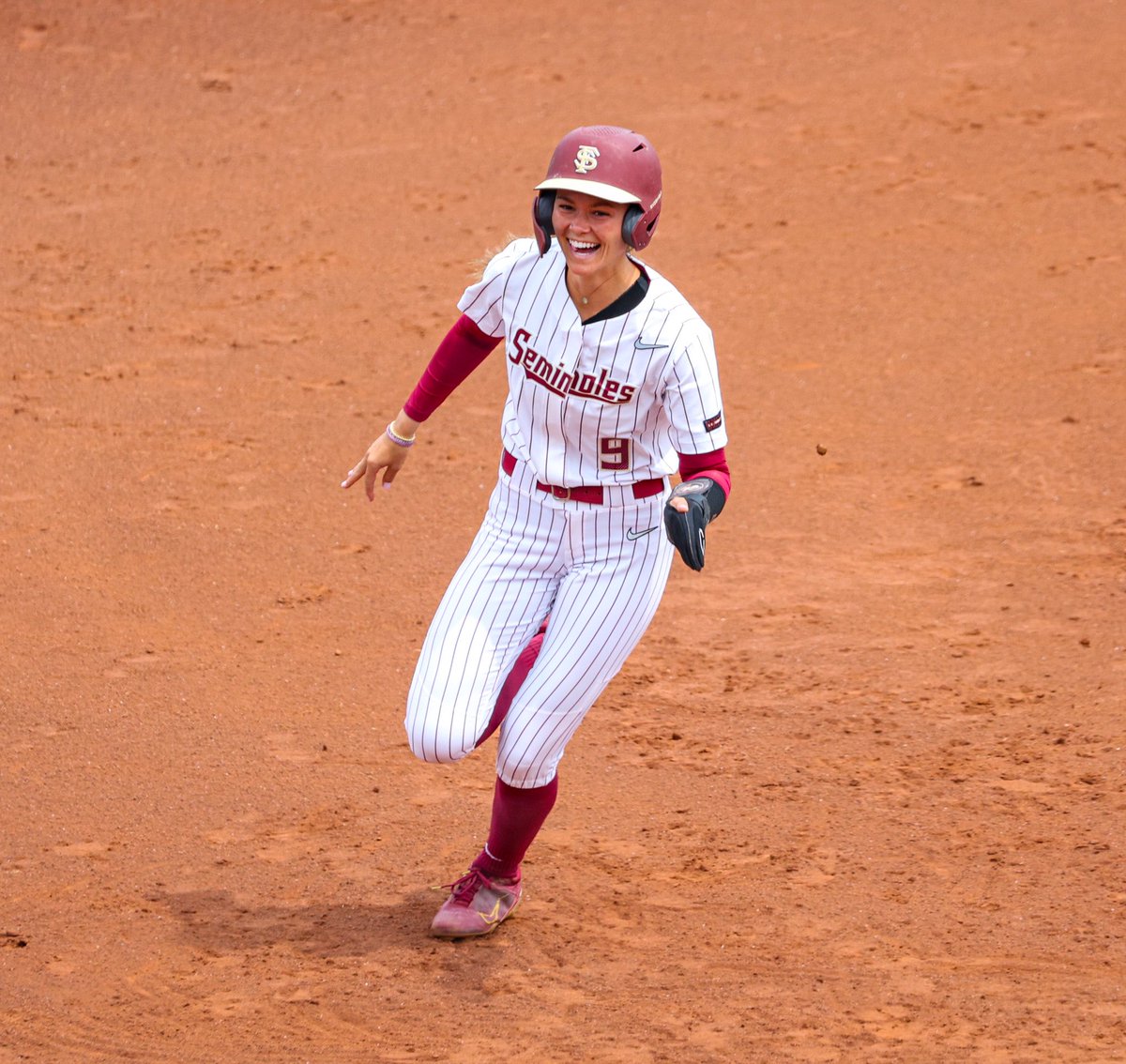 2️⃣0️⃣0️⃣ Congrats to Devyn on surpassing 200 career hits and also cracking FSU’s all-time top 25 for career hits this past weekend 🍢 #ALL4ONE