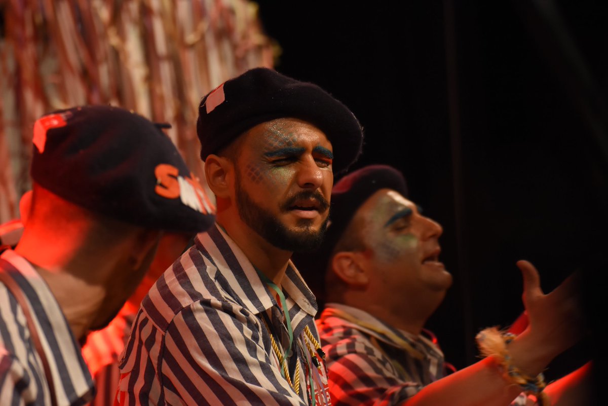 Ha sido muy bonito! <a href="/ML_Canallas/">Murga Canallas 💢</a> #SantoSubidonSerDeSantoña