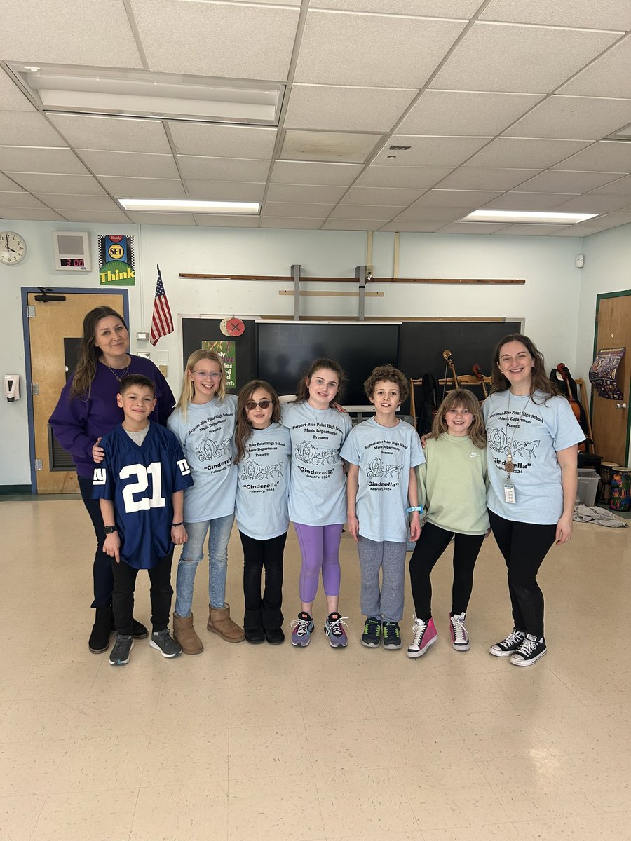 AcademyBBP's tweet photo. What a show! So proud to have our Academy Street Elementary students be part of the HS musical, Cinderella. https://t.co/jyfqwQpaMN
