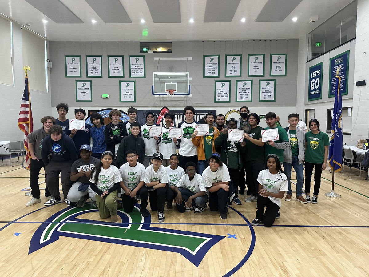 Congratulations to our students who competed in the Aerial Drone competition this past Saturday! All 3 teams made the 8 team playoffs then finals!
You all did amazing and showed what
Los STEMateros are capable of.
World championship here we come! #sisepuede #losstemateros