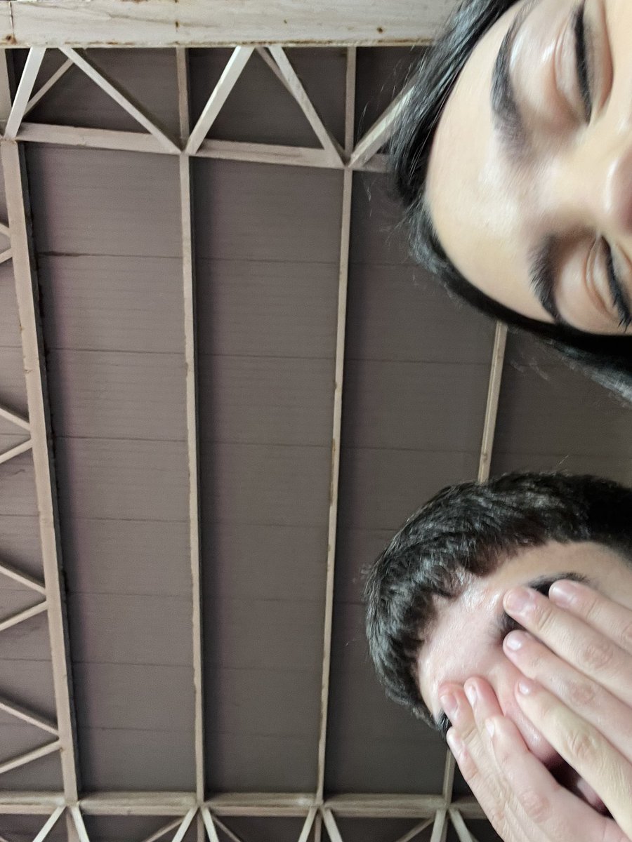 somos noelia y alvaro y hemos sobrevivido a ver al trio de embarba melero y marezi en ataque