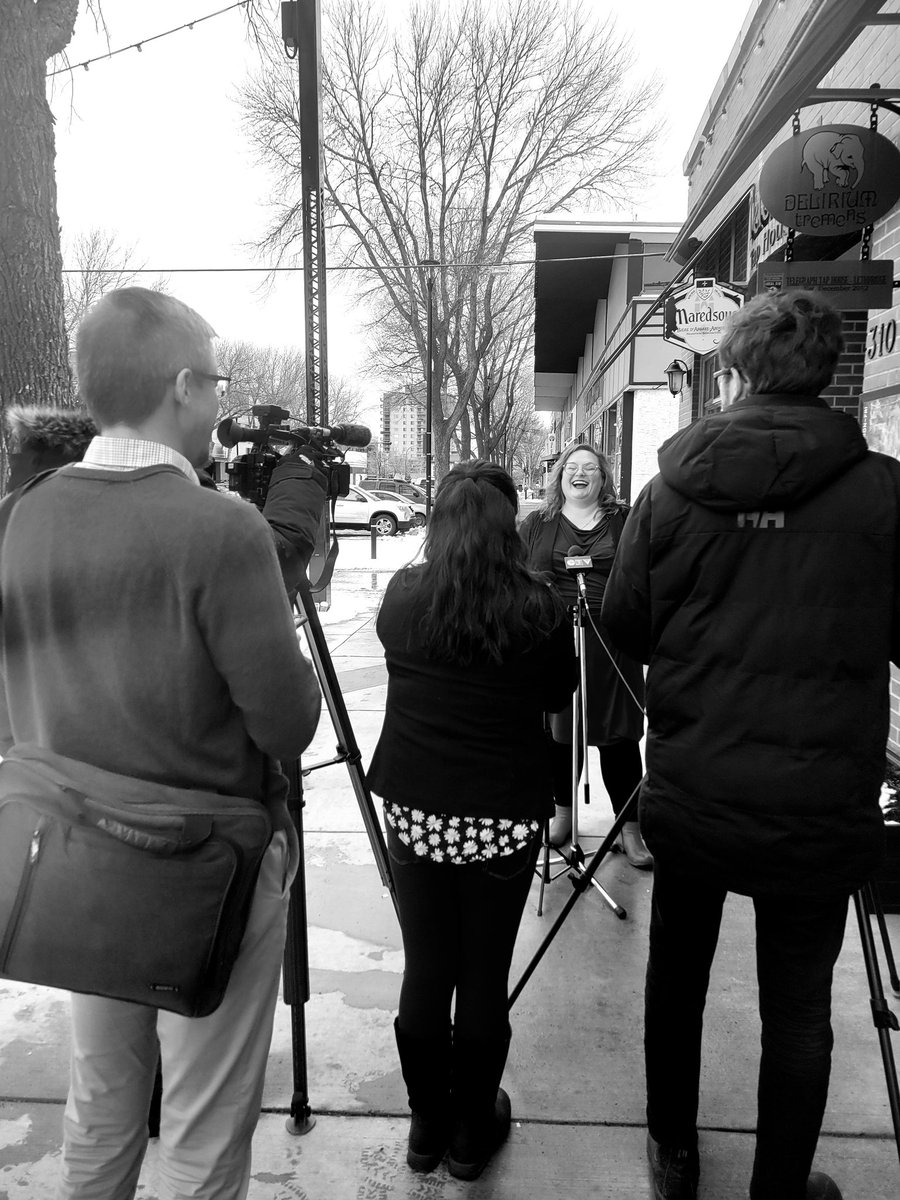 #bts on the road with <a href="/shoffmanAB/">Sarah Hoffman</a> . #TeamSarah #abndp #ndp  #abpoli #ableg