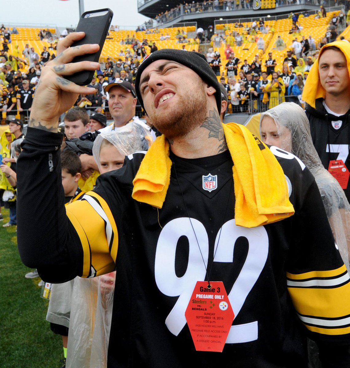 MacMillerMemoir's tweet photo. Congrats to Taylor’s boyfriends team but it’s still Steelers Nation baby 😎 #HereWeGo https://t.co/U4bTd6Umn4