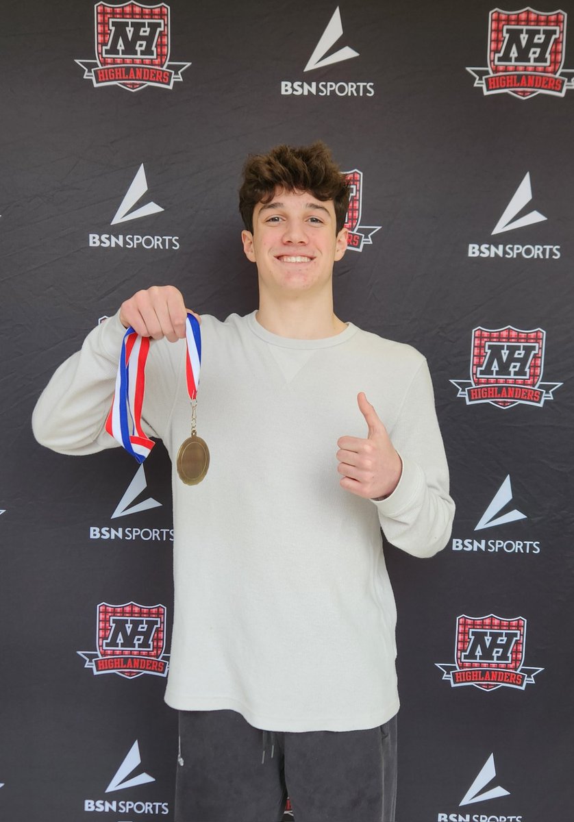 🥇Congrats to Luke Adami, who won the North 1 Group 3 State Sectional Championship in the High Jump this past weekend!
🥈 NH <a href="/winter_track/">Northern Highlands Winter Track</a> Girls team took 2nd overall at the meet
🔴 Great job by all!!
⚫️ <a href="/nhrhs1/">NHRHS</a> <a href="/NHSportsAssoc/">NHSA</a>