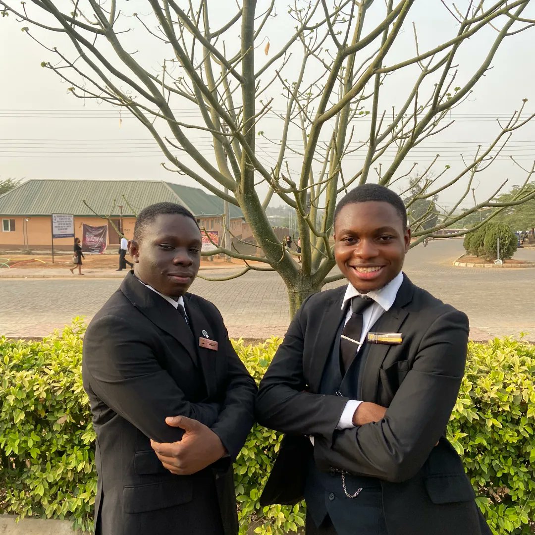 RUNLAWSS's tweet photo. Unleashing the power of collaboration.🤝
Together, we can do so much.

We received the President of the Adeleke University Law Students Society and His special adviser on political Matters today at the Redeemers University Faculty of Law.💕

#runlawsscares
#runlawssdeyforyou https://t.co/elis6oLGnj