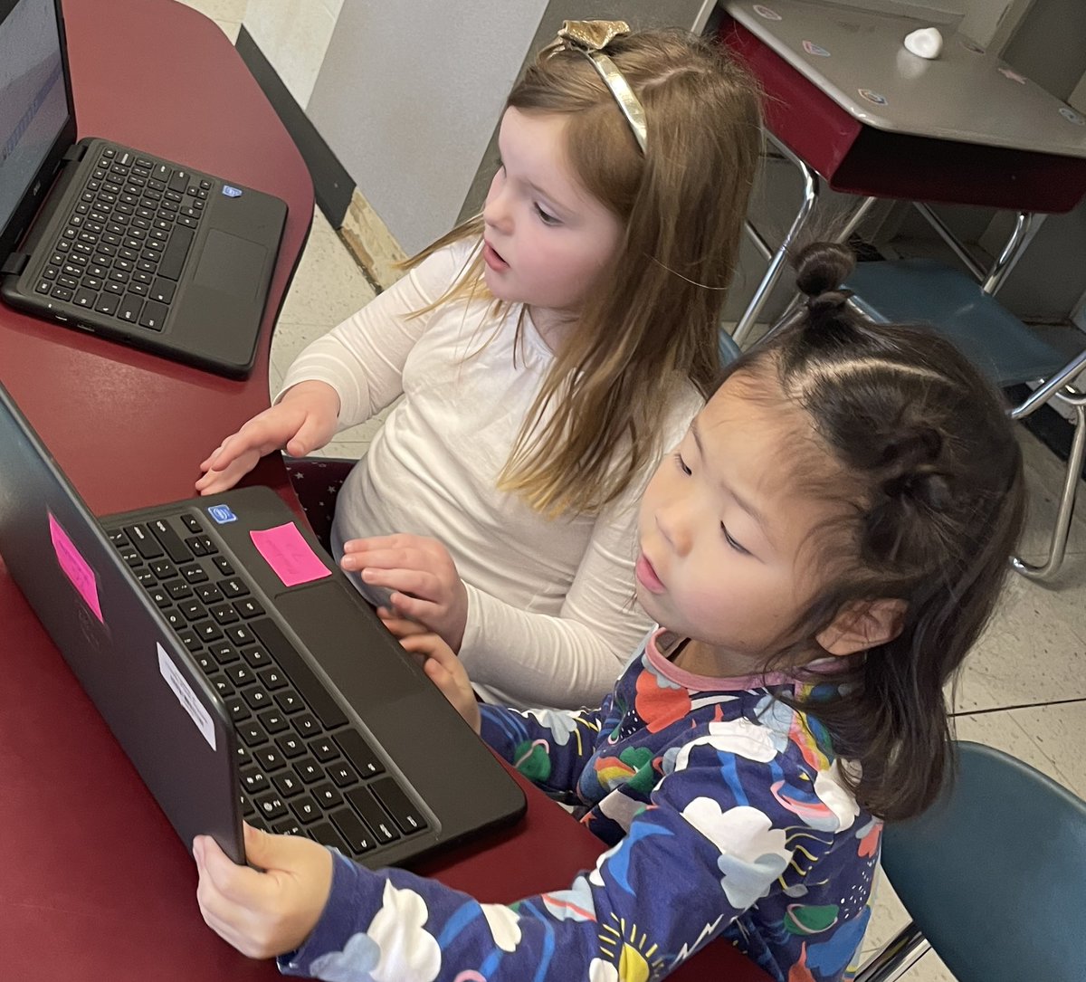 Kate Merten tweet media