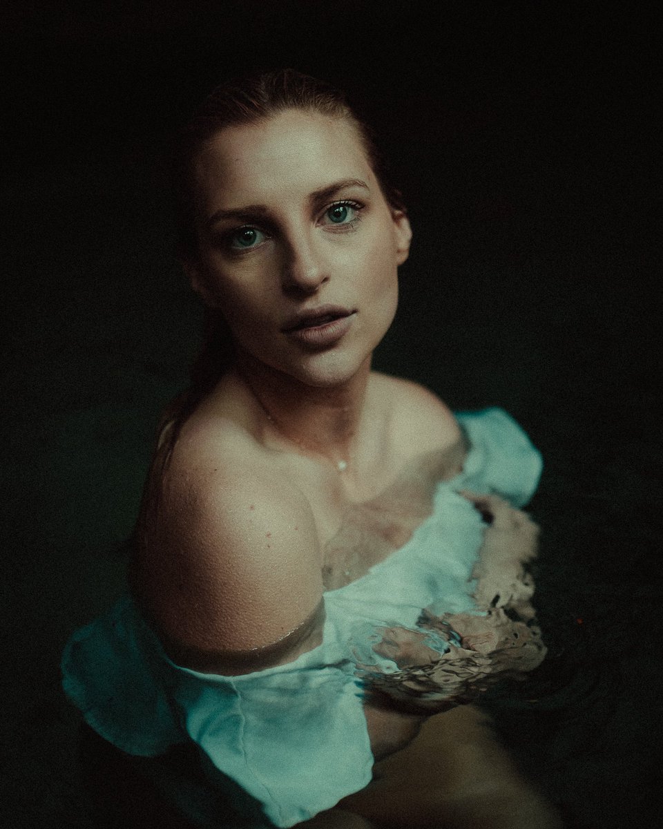 ‼️#MCCHICAGO CREATORS, COSPLAYERS, &amp; HOMIES‼️

I will be offering FREE mini shoots at MagicCon 📸

If you’re interested, check out the rest of this thread then DM me 🙏🏻

🧵👇🏻