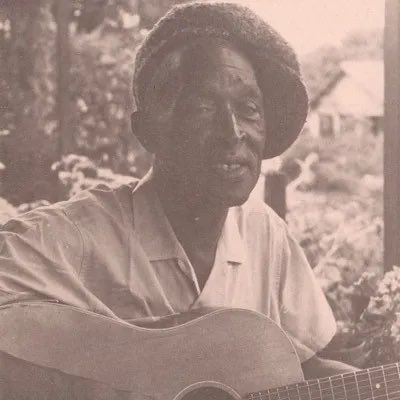 TheFrogHoller's tweet photo. Celebrating Pinkney “Pink” Anderson on his birthday! – #blues singer/guitarist – best known for – Papa’s About To Get Mad – Every Day In The Week Blues – (2/12/1900 – 10/12/1974)
https://t.co/rsT2hwnjPw #happybirthday #PinkAnderson
https://t.co/gEOcSjipLF https://t.co/FrttxTLwpW