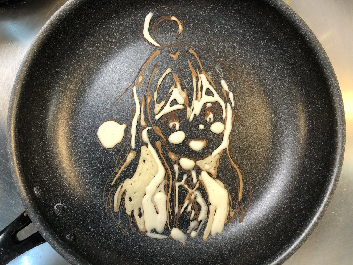 LaRicetta99's tweet image. 本日のパンケーキアート動画 (フライパンを新しくするので試し焼き。だれか食べて！)  #おにまい #pancakeart #oyamamahiro #onimai