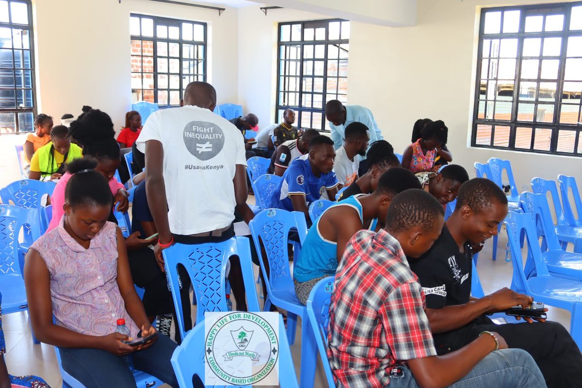 #DigitalSkillsTraining
Over 40 youths from the informal settlements of Manyatta B were trained yesterday through the Ajira Digital Program courtesy of our Organization in Partnership with <a href="/AjiraDigital/">Ajira Digital</a>  . We thank <a href="/hope2shine/">SHOFCO</a> for supporting this noble initiative