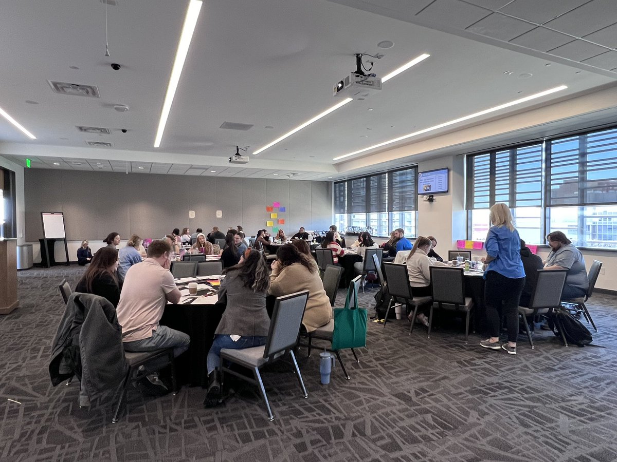 KTay_Always's tweet photo. What a great day of #RETAIN PD- on deck today: All Student Learning! Love our new teachers and the @gearuppd team ❤️❤️❤️ https://t.co/09pvJYikWM
