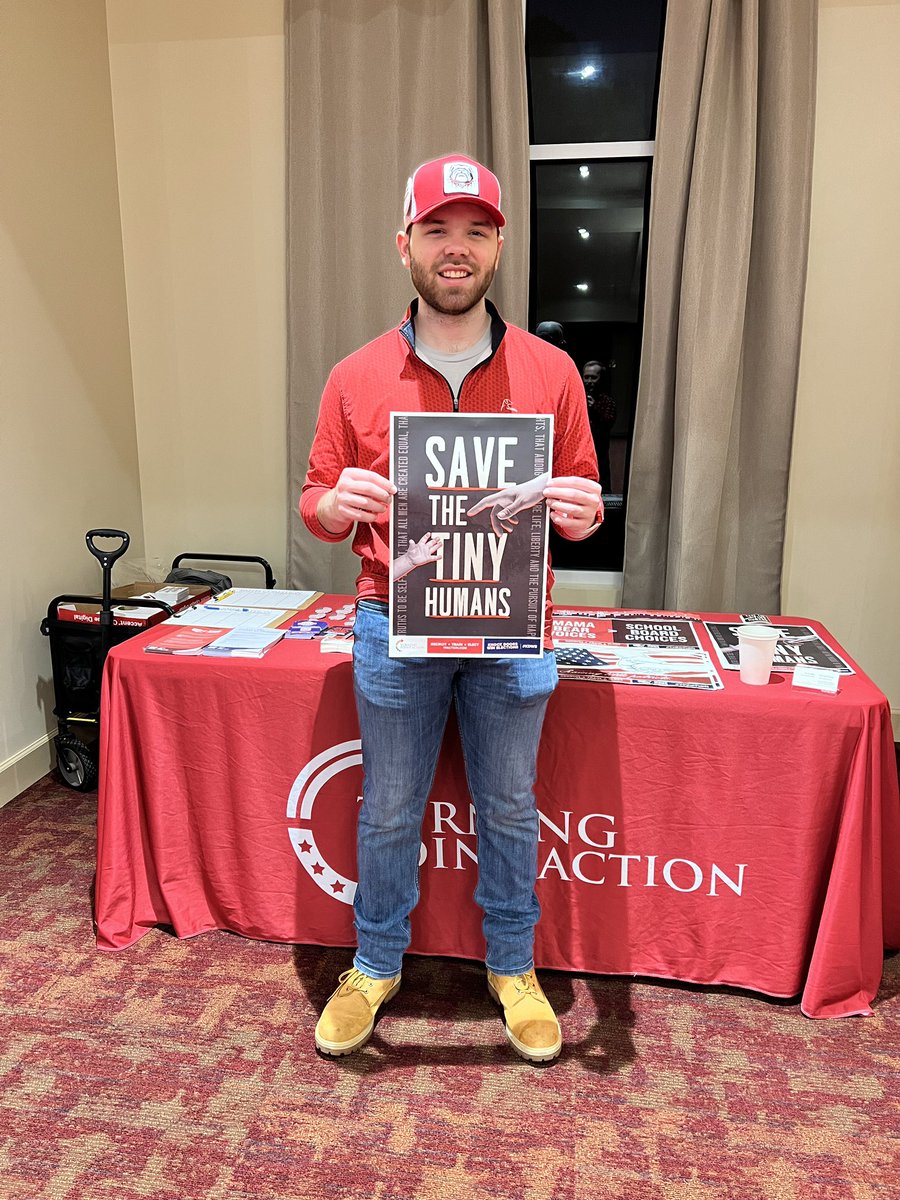 Official_Orien's tweet photo. What a great night hosted by Suzanne Guy! @tpaction we proudly stand to #SaveTheTinyHumans 👼🏻

We’re so grateful to have great leaders for people in our Faith Coalition. Praise God ✝️! https://t.co/wy03lkkYrZ