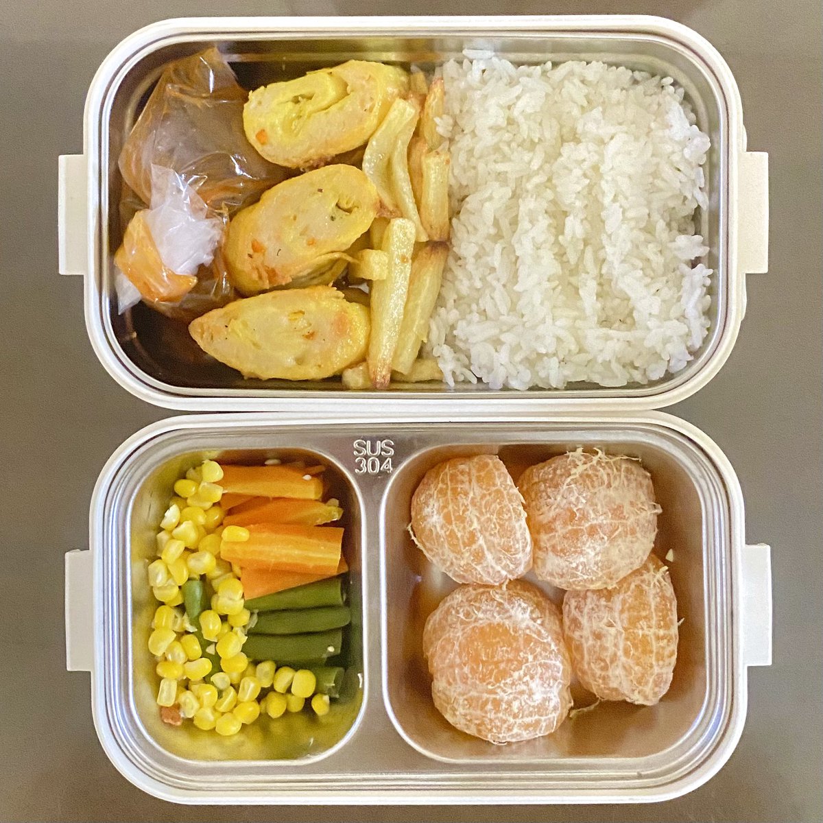 Bucin_Oppaa's tweet image. Menu bekal kantor hari ini ~
🫔 Rollade Ayam
🧃 Saus Asam Manis
🥔 Kentang Goreng
🫛 Buncis Rebus
🥕 Wortel Rebus
🌽 Jagung Rebus
🍊 Jeruk Medan
🍚 Nasi

Cooked by Me👩🏻‍🍳
#bekalkantor
#menubekal
#masak