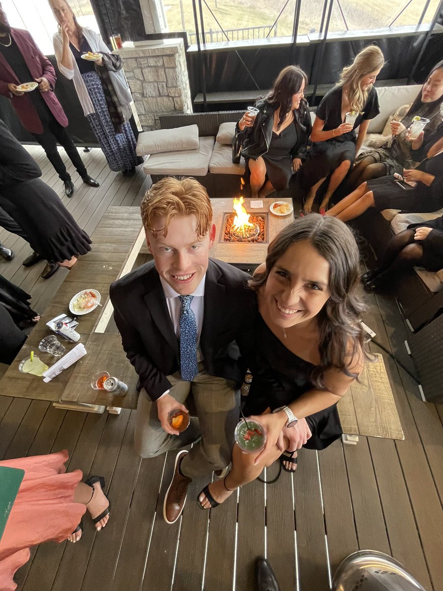 amandaa_valle's tweet photo. The trip made it out of the ‘22 Cape Cod Intern group chat! 

@LukeMoehle is a married man 🤍 https://t.co/X5U9xznJoX