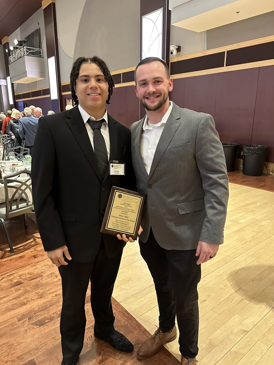 coachSayers50's tweet photo. It was an absolute honor being at the National Football Foundation banquet to celebrate @KevinBell52 , he was 1/14 central Ohio Athletes to earn a scholarship for his outstanding 4 years! I’m truly blessed to be a small part of his big journey! You will be missed dearly #52 https://t.co/Dltwq4isXx