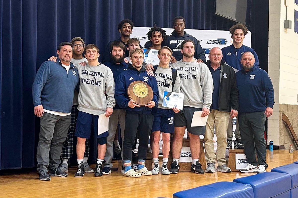 Region XI/North Central District Champs! Advancing all ten to nationals, #6 @ICCCWrestling brings home their first regional championship since 2019! That's 14 of the last 20 years! Head Coach, Luke Moffitt, was named Region XI Coach of the Year! 🔱 #TritonNation #TritonsStandTall