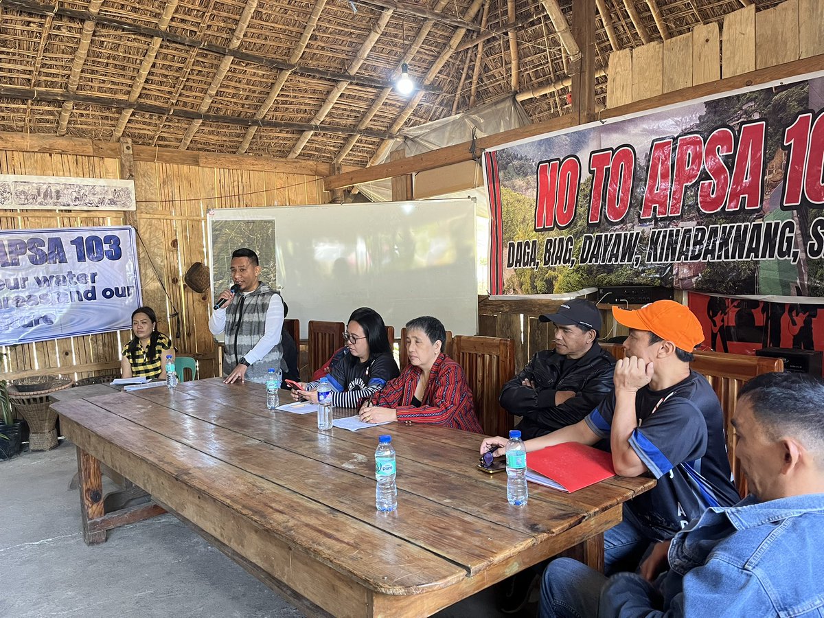 CPA_Cordillera's tweet photo. NOW HAPPENING:

The Dalicno indigenous community is holding a press conference on their opposition against the Application for Production Sharing Agreement 103  (APSA 103) of Apex Mining's Itogon-Suyoc Resources, Inc. (ISRI)

#SaveDalicno
#NoToAPSA103
#DefendCordilleraPH https://t.co/GXxX3v0Dhg