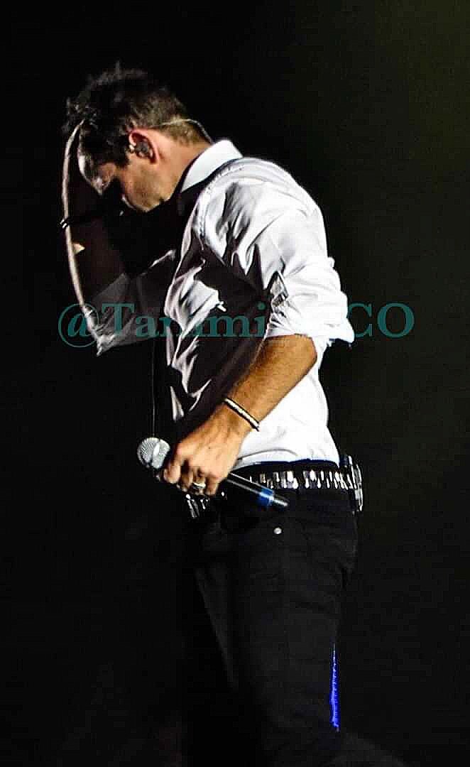 JoeysPackage's tweet photo. #MACATTACK 
Tell me you'll stay. Never ever go away. ❤️ - T
#NKOTBPackageTour2013 #PDGG #JoeyMcIntyre #JoeMcIntyre #NKOTB https://t.co/kLPos0J7vF