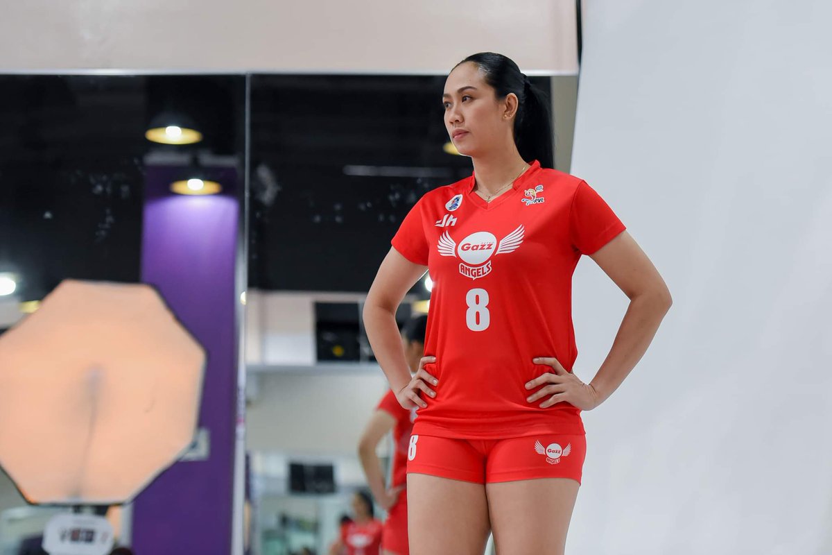 pvlph's tweet photo. 📸 Behind the scenes at the #PVLMediaDay hosted by Cignal!

Here is Petro Gazz ⛽

#PVL2024 | #TheHeartOfVolleyball

More photos here👇
https://t.co/xwL2jArO1z https://t.co/6HMLwDjuOO