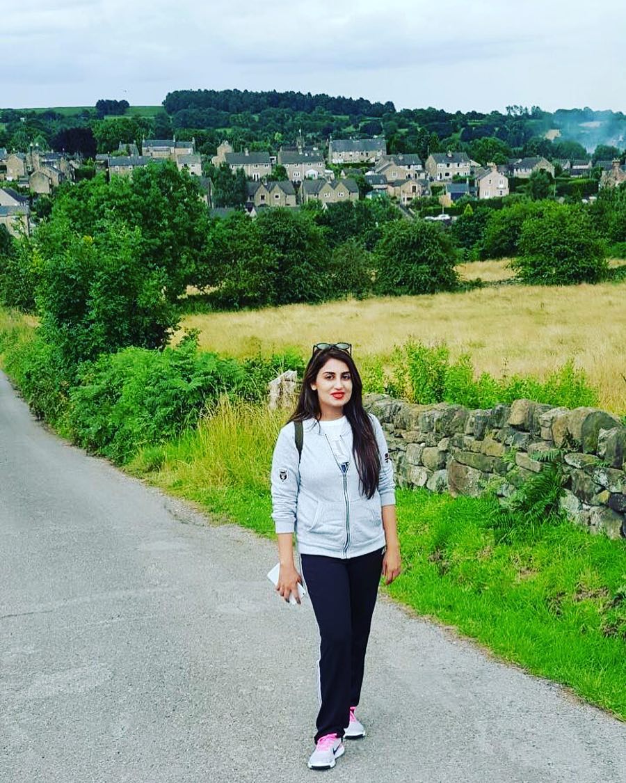 lifelinefarah's tweet photo. In the #Throwback pic of #OnThisDay from #13february2018 #memory #memories #13feb2018 🫶
@farah_iqrar_ https://t.co/O8U0jJtrOg