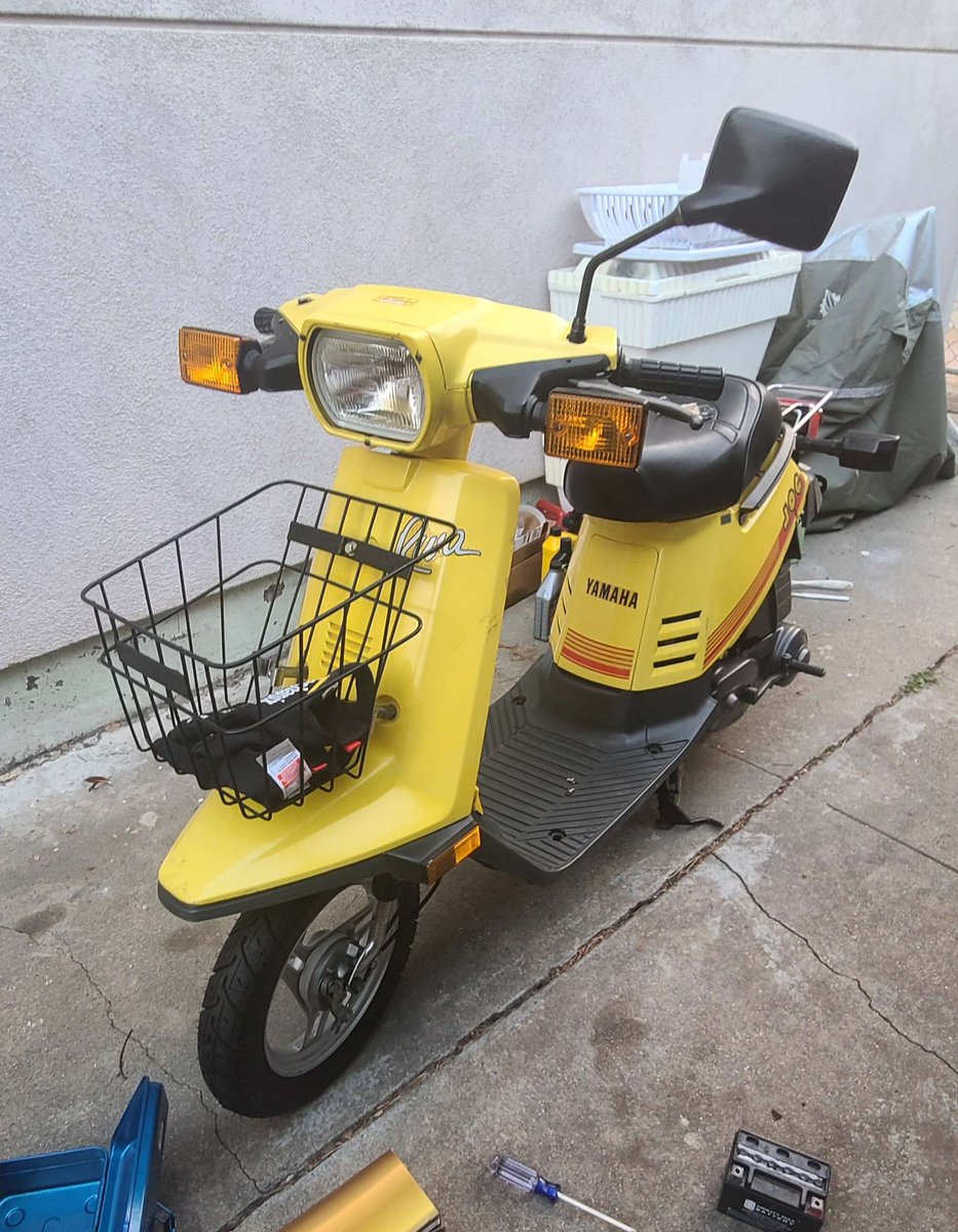 A little while ago I got my hands on a 1986 yamaha jog! It's in